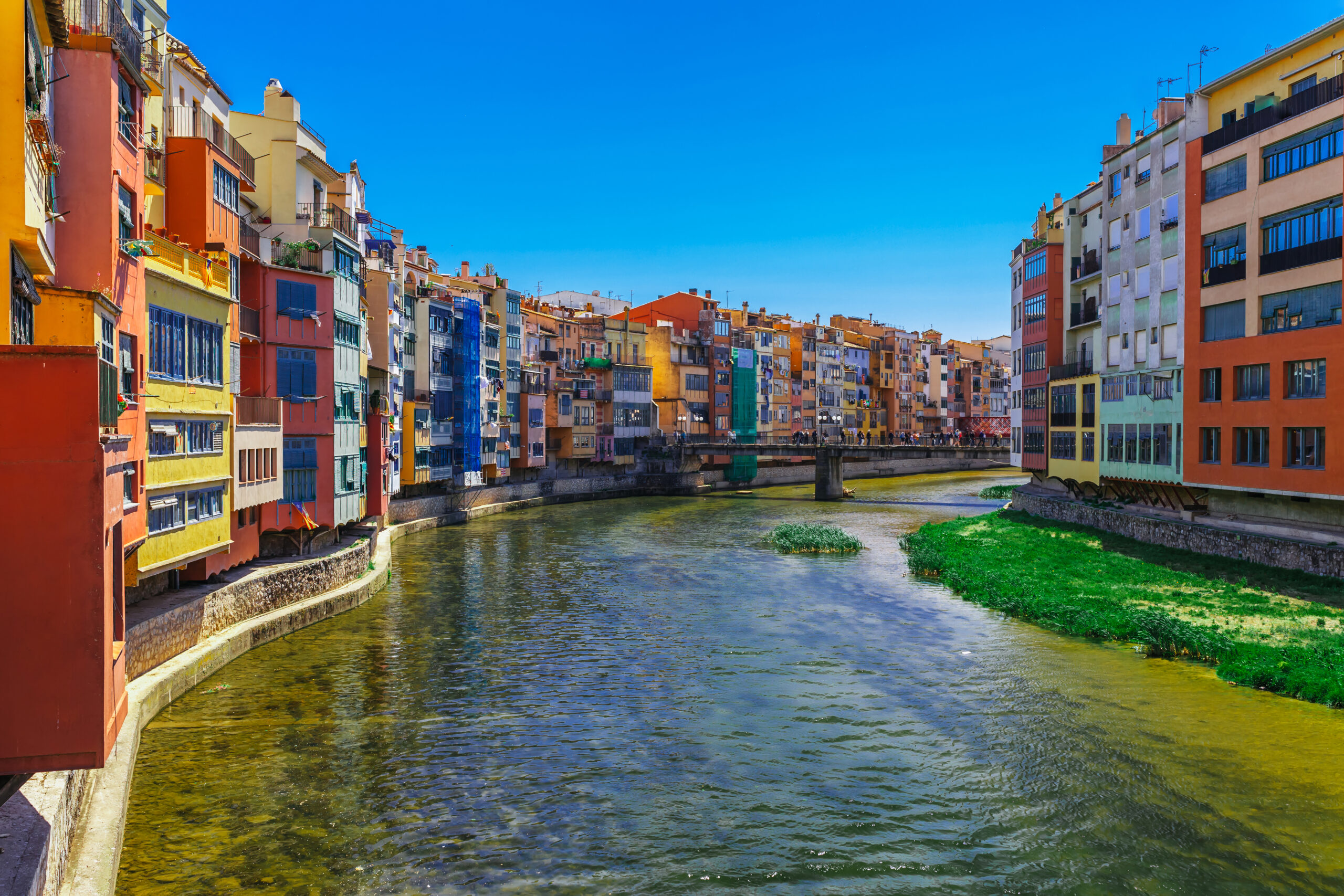 Girona lennupiletid